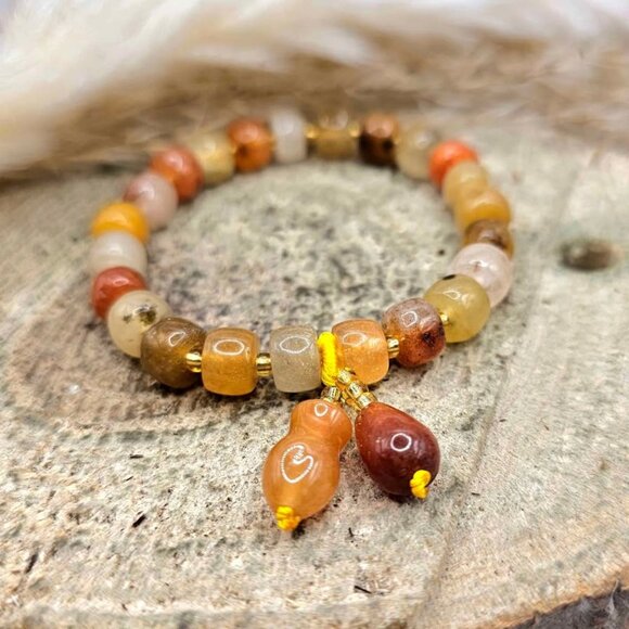 Nature Agates With Charms Bracelets - Picture 5 of 10